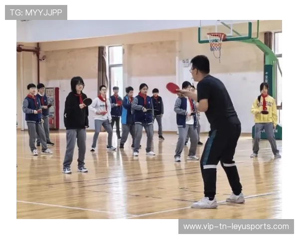 为什么我们需要体育课？论校园体育的重要性。，现在学校为什么体育重视