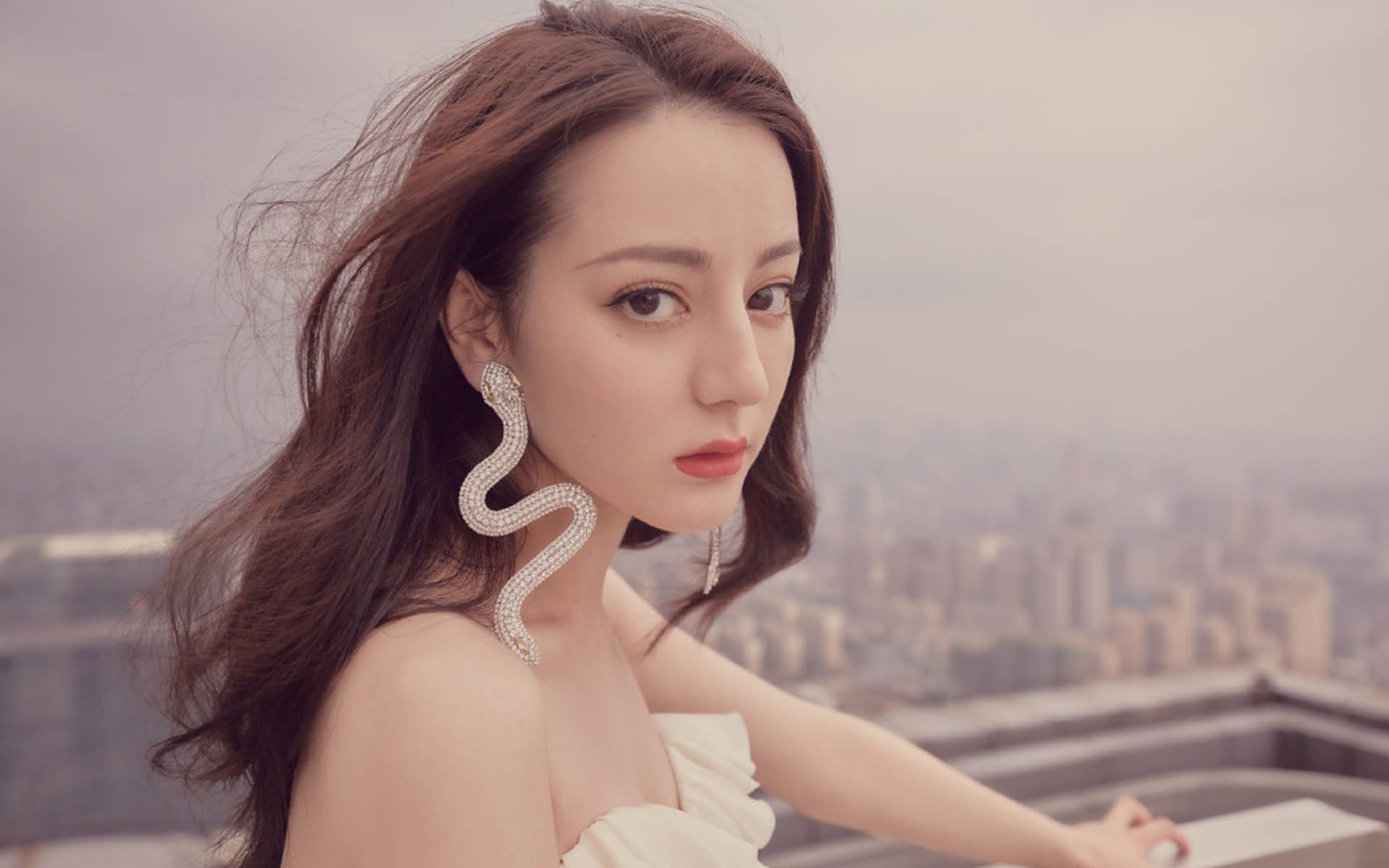 球员疲劳管理升级技术团队引入先进恢复手段,球员疲劳速率