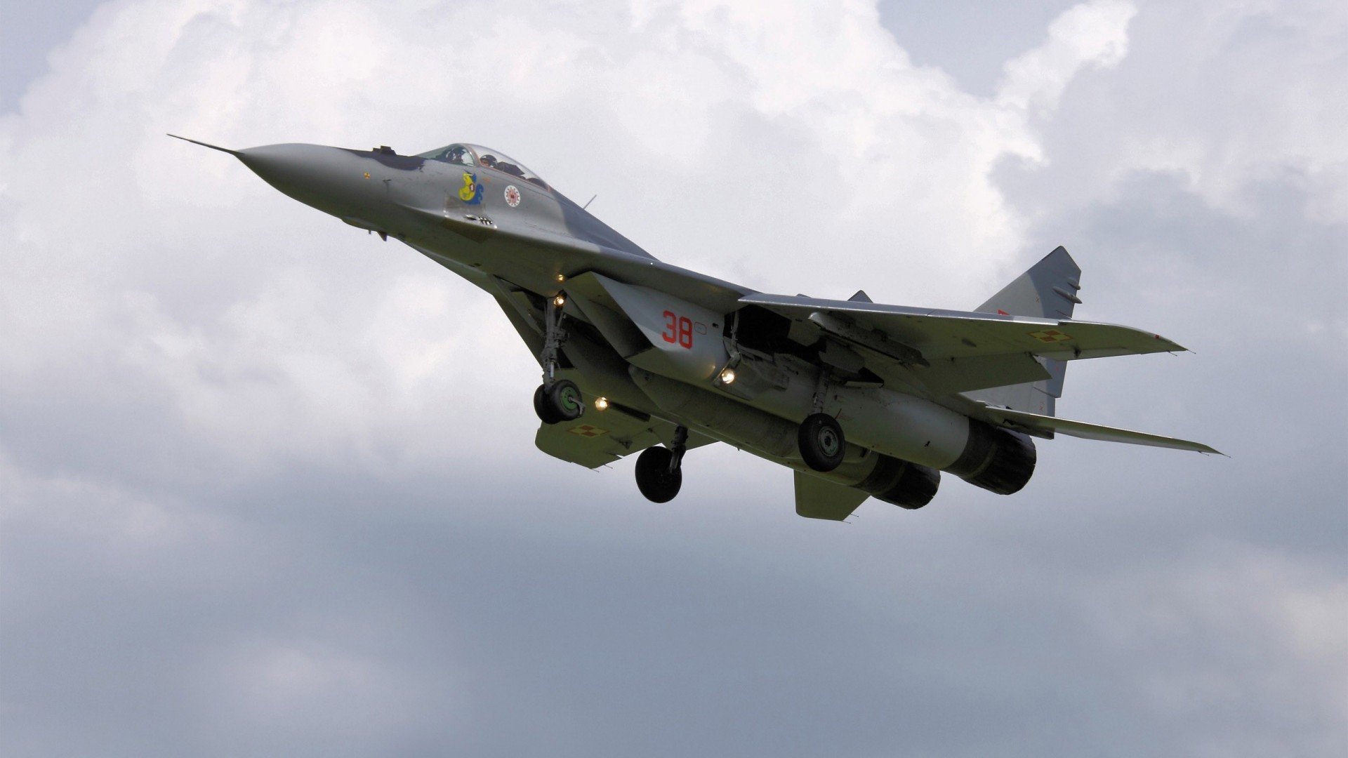 男子100蝶鏖战群雄获佳绩,男子100米蝶泳决赛视频