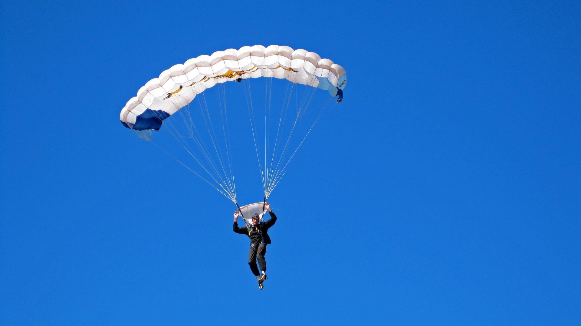 “南非羚羊队的年轻血液：萨尔·巴赫如何改变比赛格局”